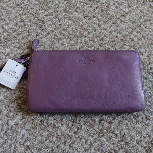 Coach Double Zip Wallet in Pebble Leather